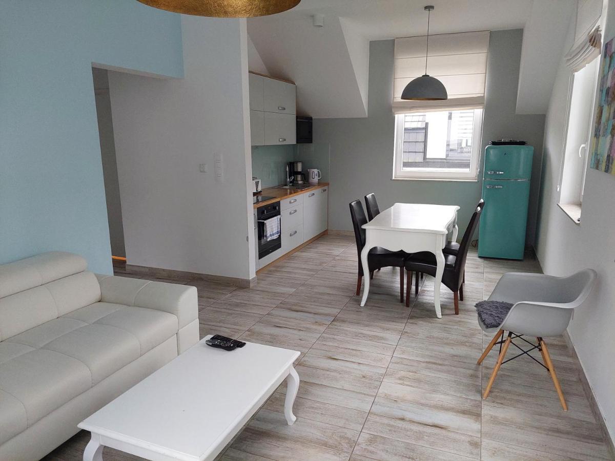 Nadmorski apartament z ogrodem Łukęcin Zewnętrze zdjęcie